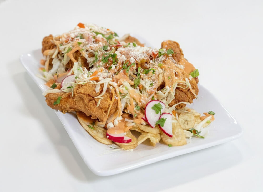 Pollo Con Tajadas